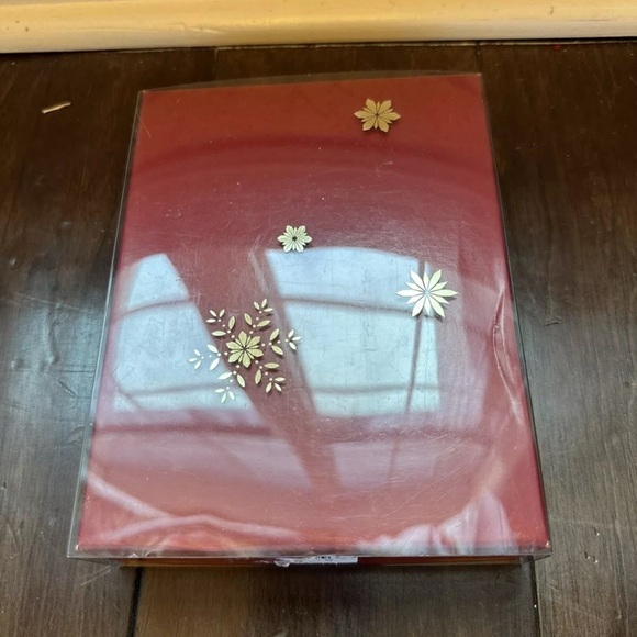 MARQUIS BY WATERFORD CRYSTAL - OUR FIRST CHRISTMAS BELL ORNAMENT - 2014 - Picture 5 of 8